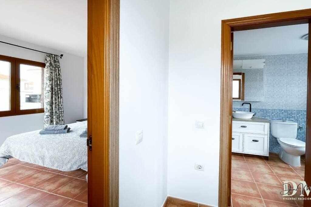 Casa Danimar 2-4 People With Pool And Barbecue Apartment คอร์ราเลโฮ ภายนอก รูปภาพ