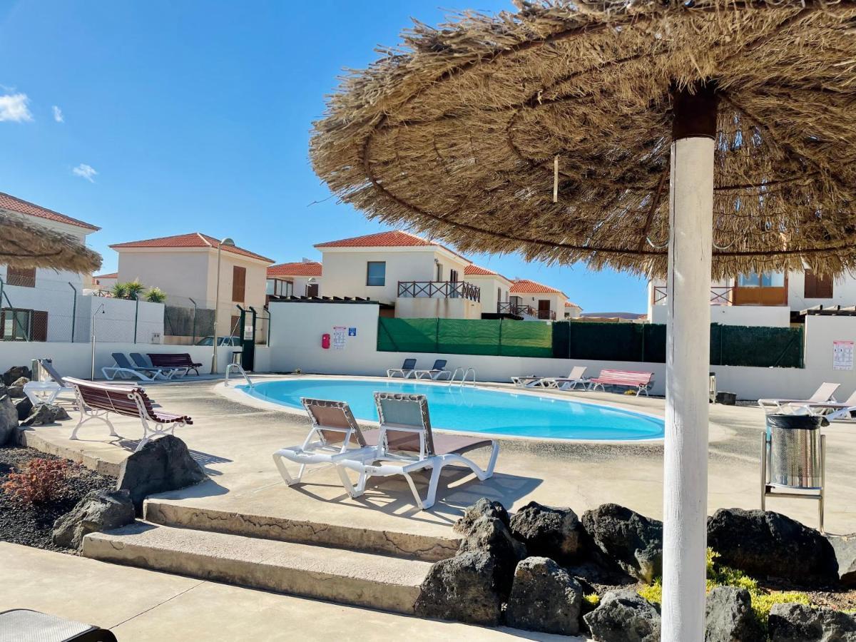 Casa Danimar 2-4 People With Pool And Barbecue Apartment คอร์ราเลโฮ ภายนอก รูปภาพ